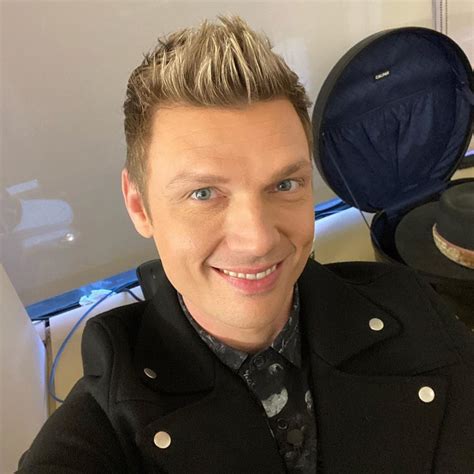 Nick Carter Once Got A Boner On Stage: Watch ‘WWHL’。